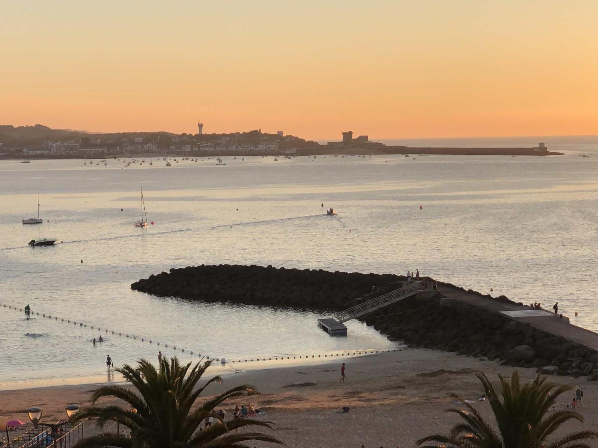 Spacieux Appartement Vue Ocean Et Rhune Saint-Jean-de-Luz Exteriör bild